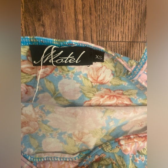 Motel Rocks Alvina Bodycon Dress In Bloom Floral Blue Base size XS - Picture 6 of 6